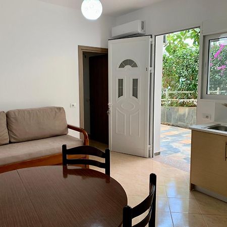 Maxus Apts Sarandë Exterior foto